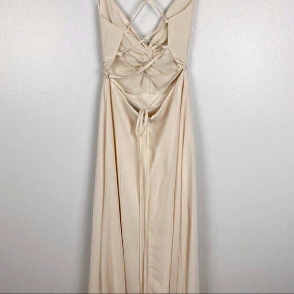 Lulu's Picturesque Moments Cream Strappy Crisscross Flowy Maxi Dress Size S NWT - Picture 7 of 11